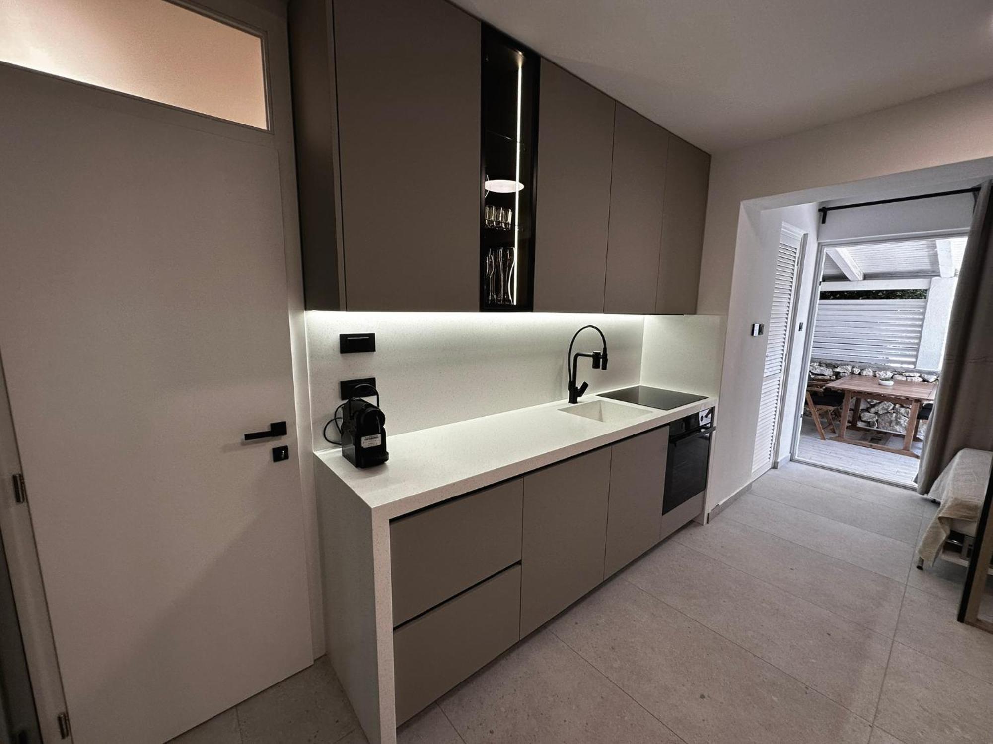 Studio Apartments Lace Novaglia Esterno foto