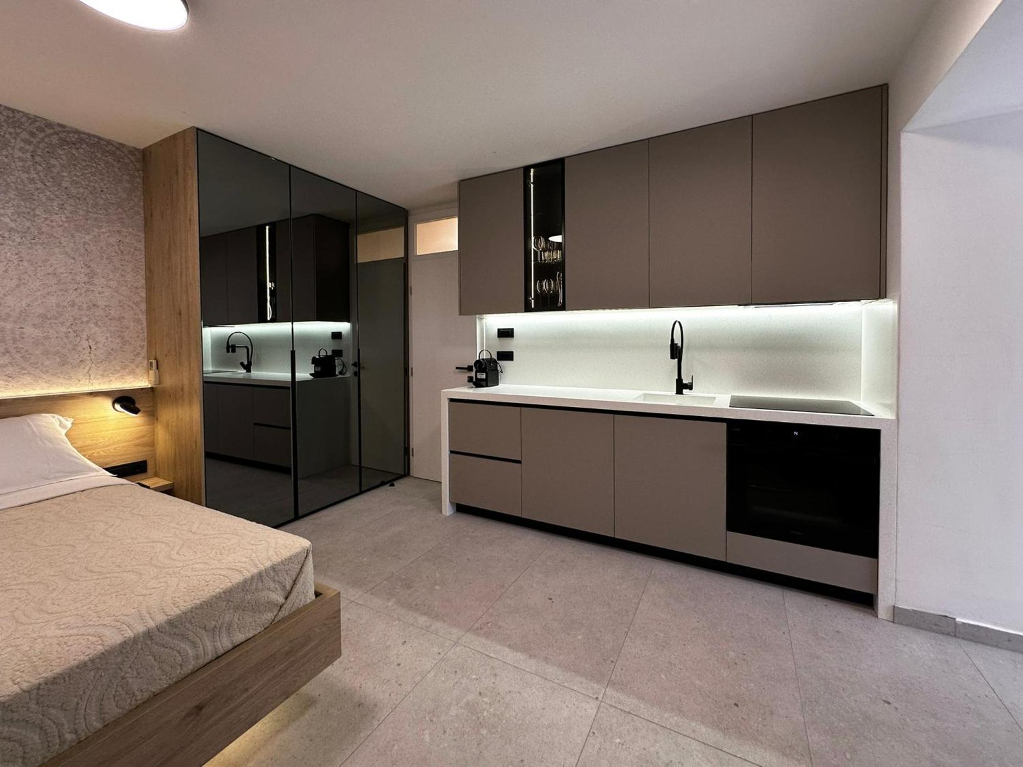 Studio Apartments Lace Novaglia Esterno foto